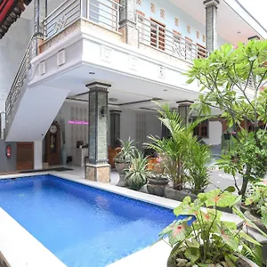Ceria Mitra Reddoorz Hotel